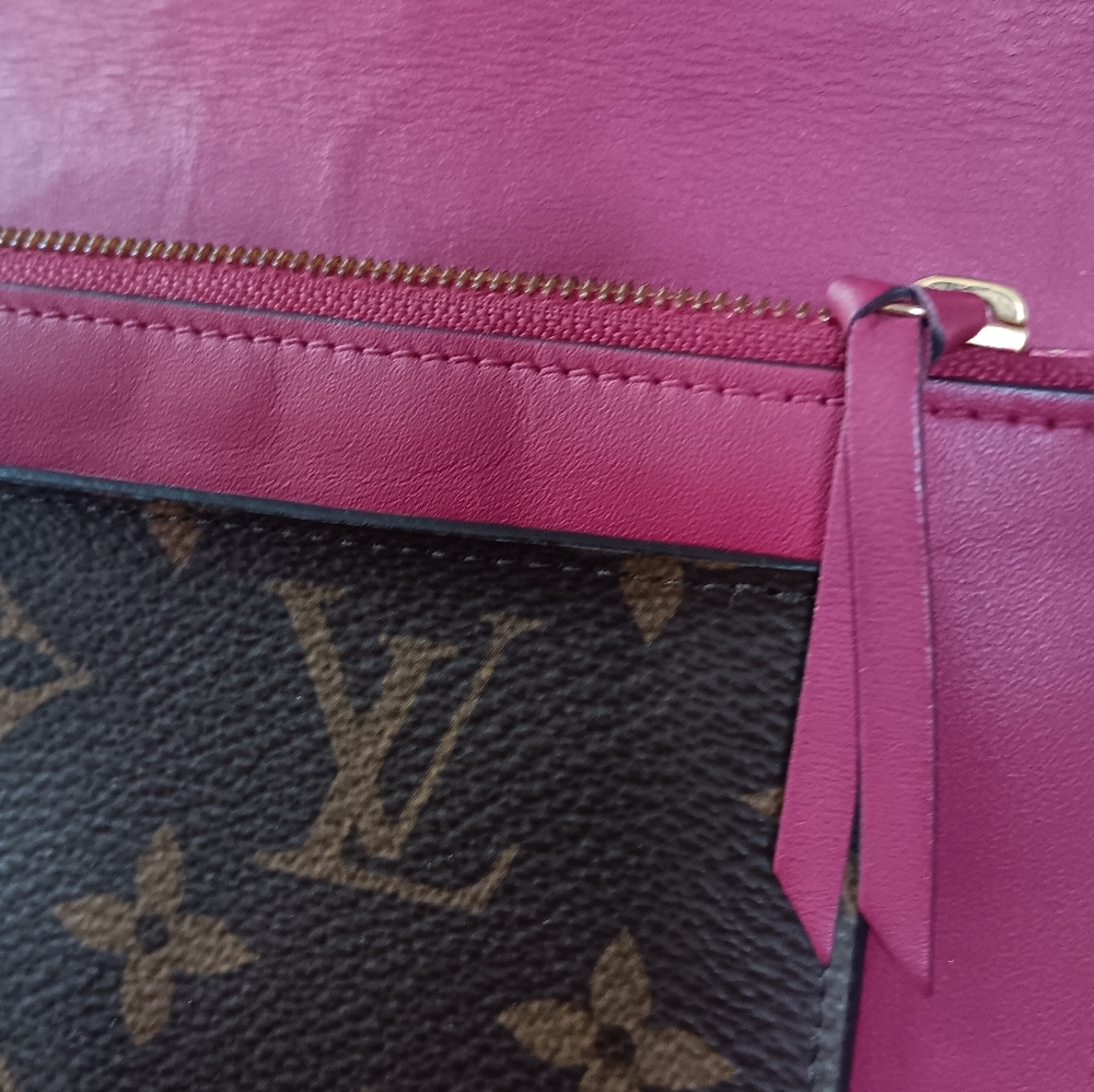 Louis Vuitton Flore Chain Wallet Monogram Fuchsia Pink Crossbody Clutch 2020 - Picture 12 of 17